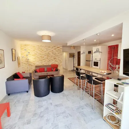 Spacieux 2 Pieces Proche Centre Cannes * לה קאנה